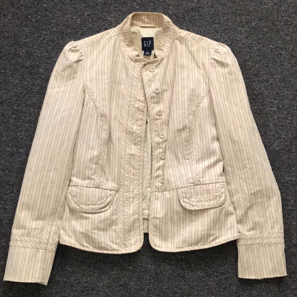 Beige gap ladies blazer